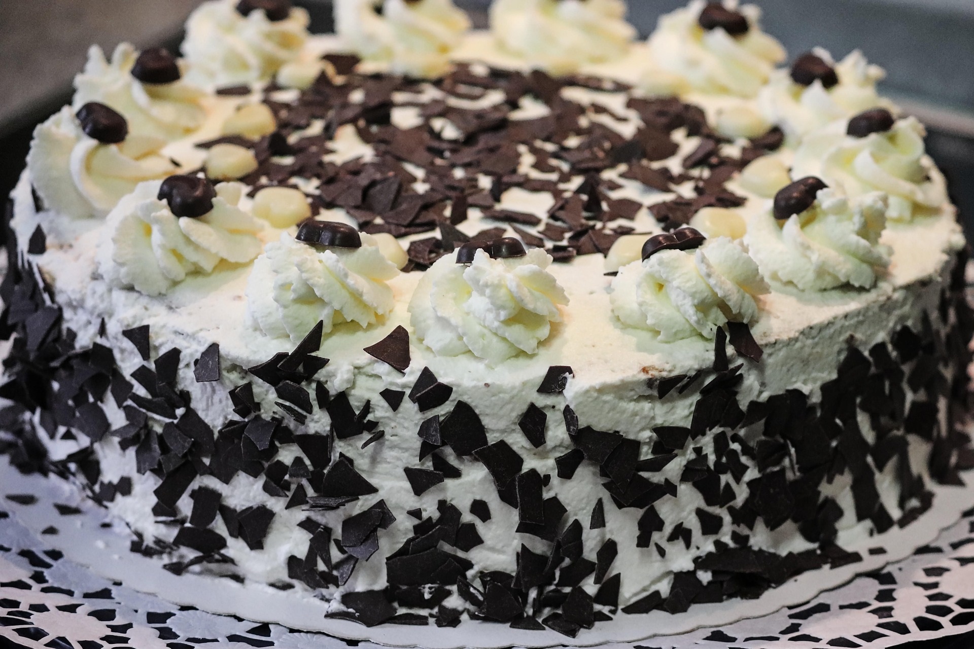 manfredrichter-cake-4516387_1920
